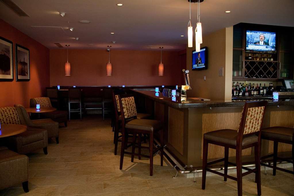 Hilton Garden Inn Watertown Restaurant photo
